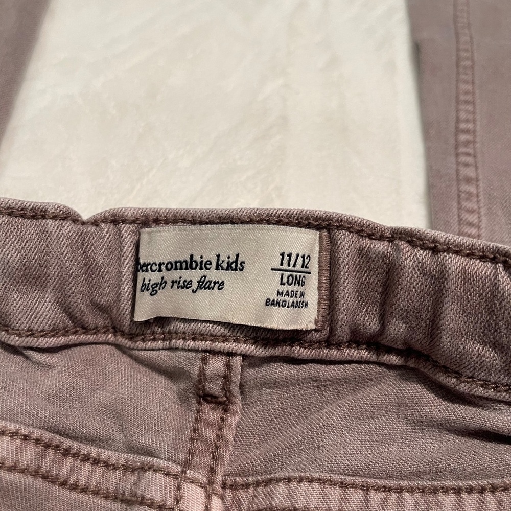 Abercrombie kids high rise flare size 11/12 Long - Picture 9 of 9
